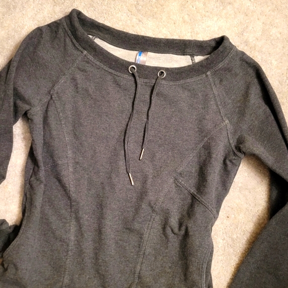 Gray Mondetta Scoop Sweatshirt Drawstring Neck Slim Fit Seamed Detail S - Picture 2 of 7